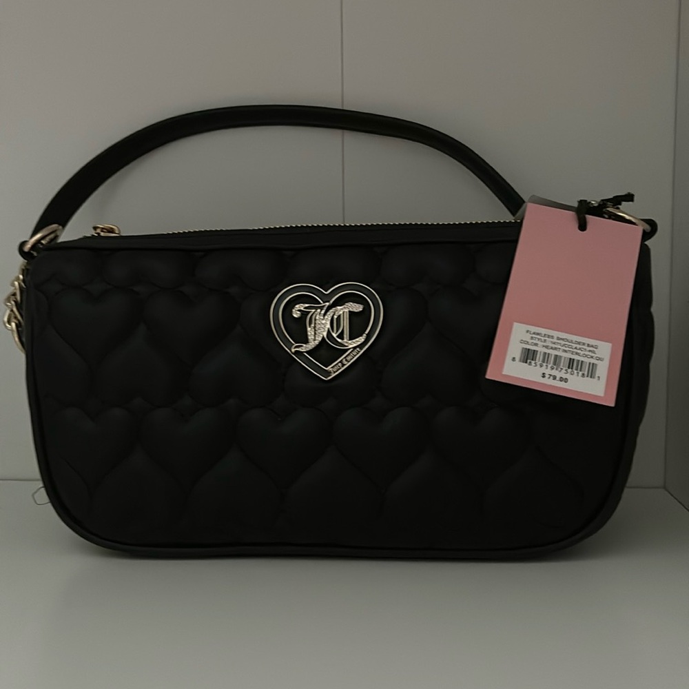 JUICY COUTURE FLAWLESS SHOULDER BAG COLOR: HEART INTERLOCK QU BLACK